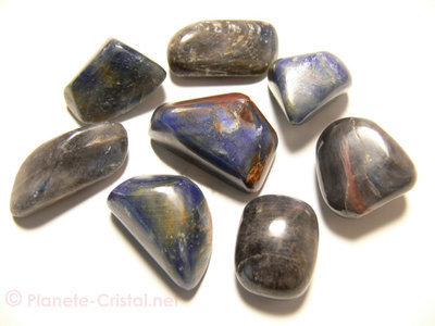 Saphir bleu poli en vritable pierres prcieuses naturelles