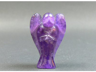 Petit ange violet pierre amethyste