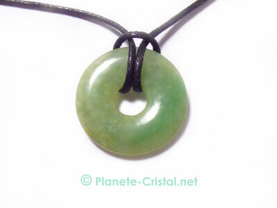 Pendentif jade jadite vert couleur Extra AA donut 3 cm