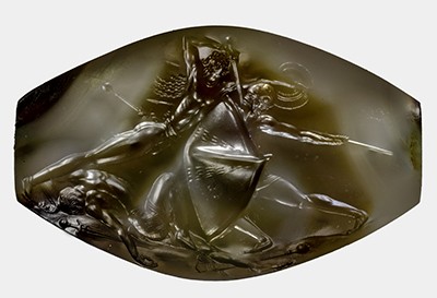 Découverte majeure : l'Agate glyptique antique du "Combat de Pylos"