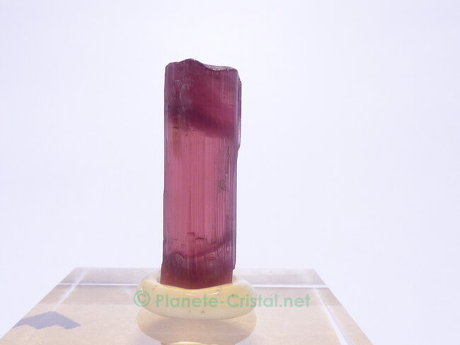 Tourmaline rubellite rouge en brut collection C