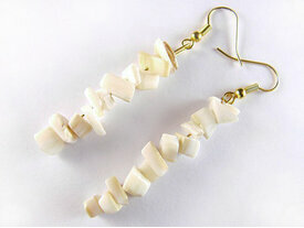 Grandes boucles d'oreilles nacre blanche