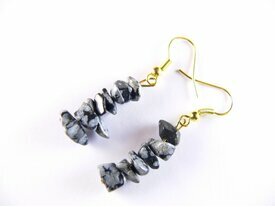 Petites boucles d'oreilles obsidienne neige 