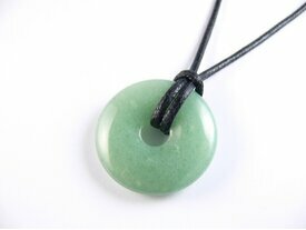 Pendentif pi-chinois aventurine verte