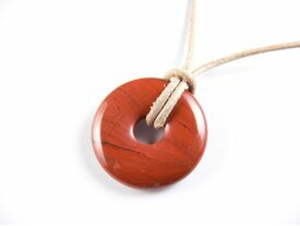Pendentif jaspe rouge en forme de pi-chinois
