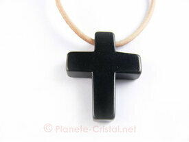 Pendentif croix noire en onyx