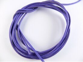 Lacet en cuir violet 