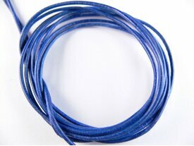 Lacet cuir bleu marine 