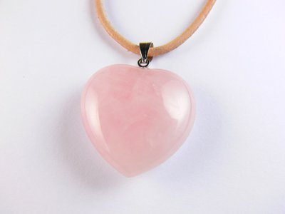 Pendentif coeur rose quartz rose minral
