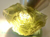 Moldavite verte transparente pierre brute