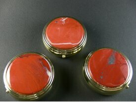 Boite à pilule jaspe rouge