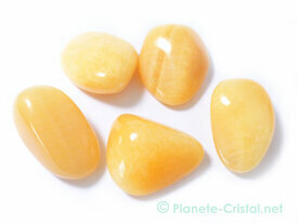 Calcite jaune pierre roulée