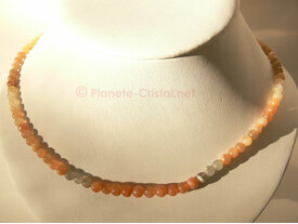 Collier Pierre de Lune en bille 6 mm