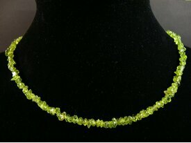Collier cristaux de péridots polis