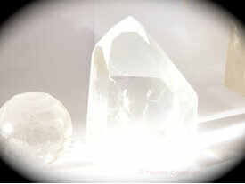 Pointe quartz cristal de roche 7.5 cm