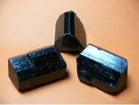 Tourmaline pointes bi-terminées noire 