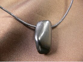 Pendentif shungite fantaisie