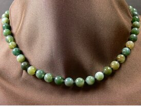 Collier en agate mousse