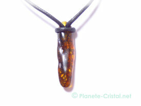Pendentif Ambre D