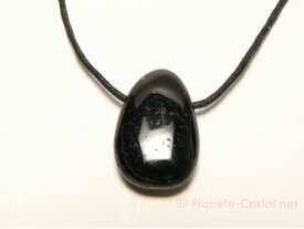 Pendentif minéraux tourmaline noire 
