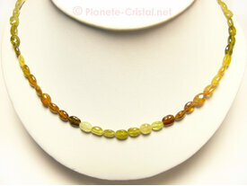 Collier en grenat vert