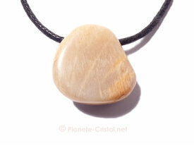 Pendentif minéral en pierre de lune