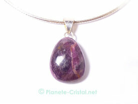 Pendentif rubis pierre precieuse lisse