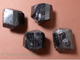 Tourmaline noire double pointes