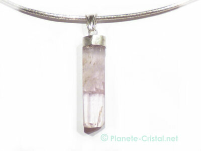 Pendentif kunzite rose pierre brute