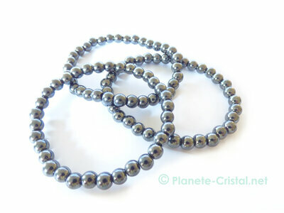 Vritable hmatite monte en boules rondes sur un bracelet fin