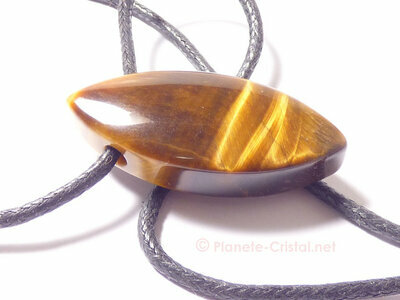 Belle qualit pour ce cabochon perc pierre oeil de Tigre losange