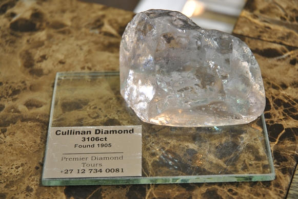 Le moulage en résine de l'original diamant Cullinan le plus gros diamant au monde