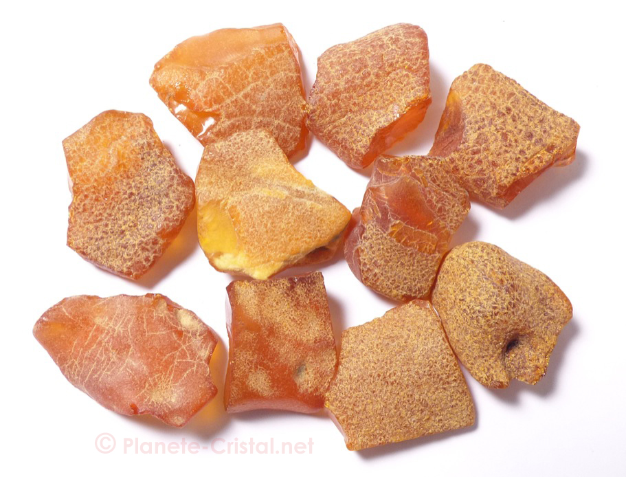 Ambre jaune natif brut de la mer Baltique naturel 