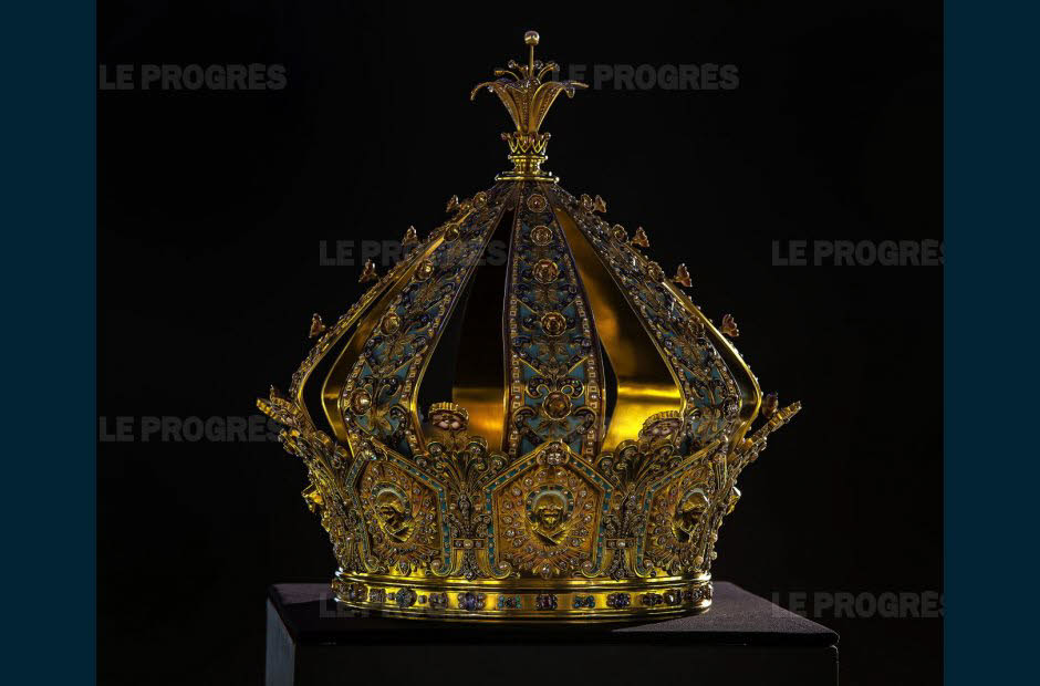 Photo de la couronne de la Vierge Marie à Lyon Fourvière